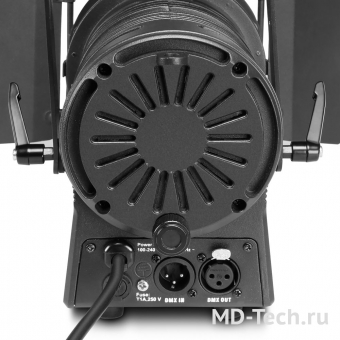 CAMEO TS 60 W RGBW Театральный прожектор с PC линзой 60-ти ваттным светодиодом RGBW в черном корпусе